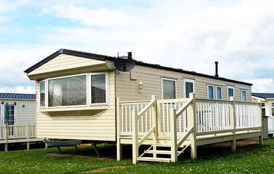 What are the Advantages and disadvantages of buying mobile home lots